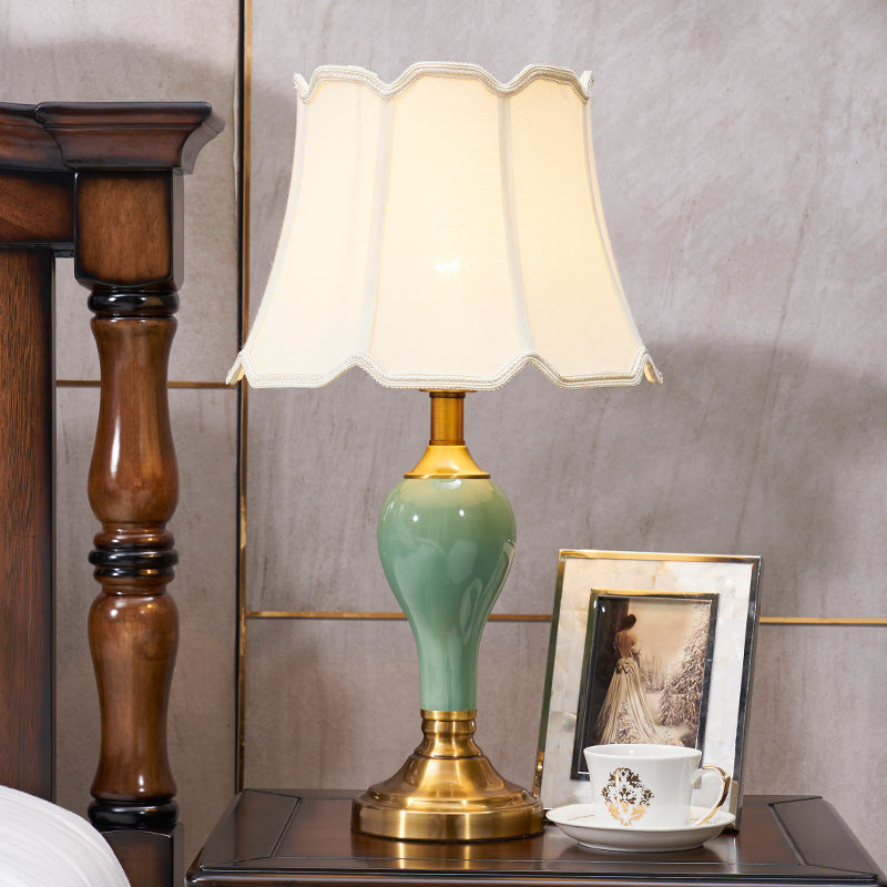 Ceramic Bedside Lamp – Warm Modern Design
