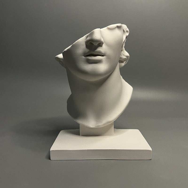 Retro Gypsum Sculpture Ornaments