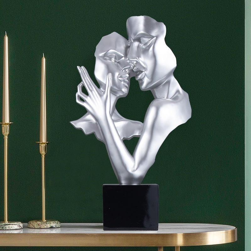 Abstract Heart-to-Heart Sculpture – Modern Large Decorative Statue